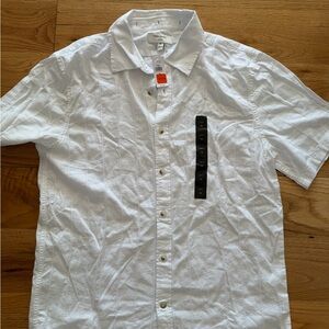 Banana Republic White Casual Button Down Shirt NEW size medium